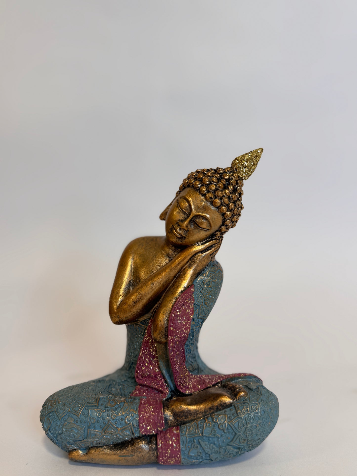 Buda meditado simbolizar el refugio en la sabiduría y la protección, la unidad y la interconexión de todos los fenómenos, o la concentración y el estado de iluminación