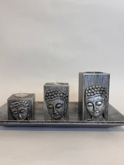 Porta velas plateado está asociado con la intuición, la memoria, la esperanza y la iluminación espiritual