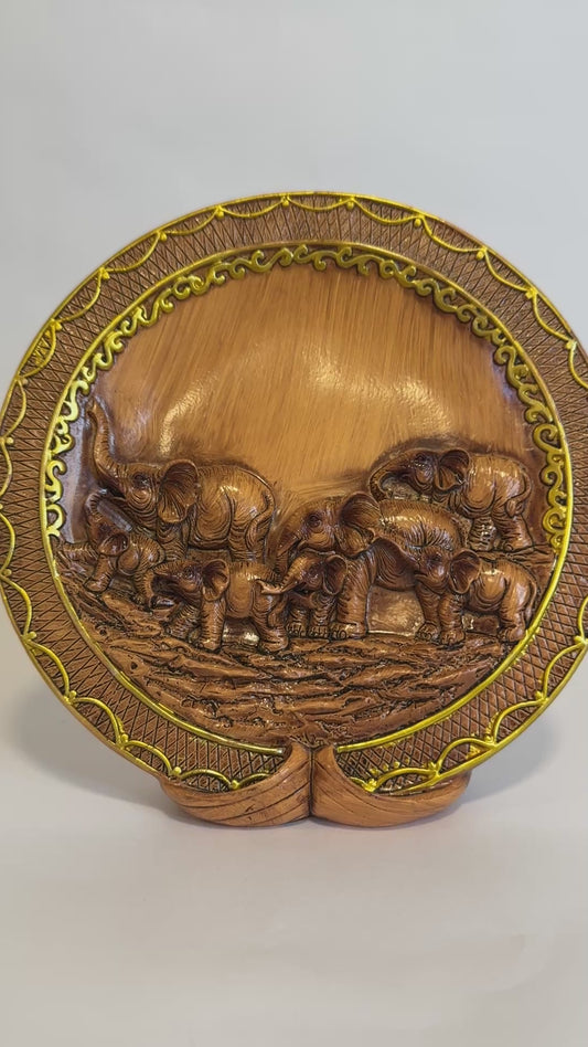 Hermoso plato banquete de Fortuna – simboliza abundancia y prosperidad